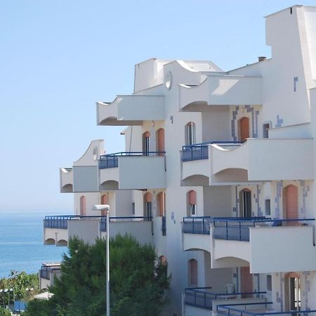 Residence Baia Degli Sciti Торе а Маре Екстериор снимка