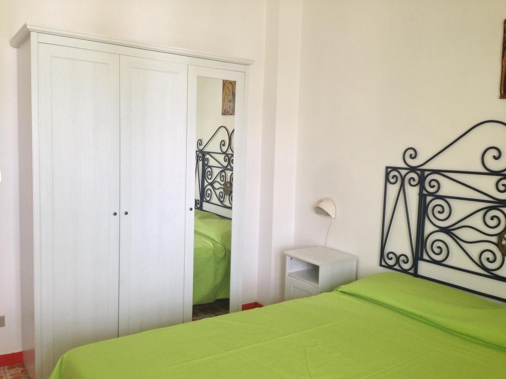 Residence Baia Degli Sciti Торе а Маре Екстериор снимка